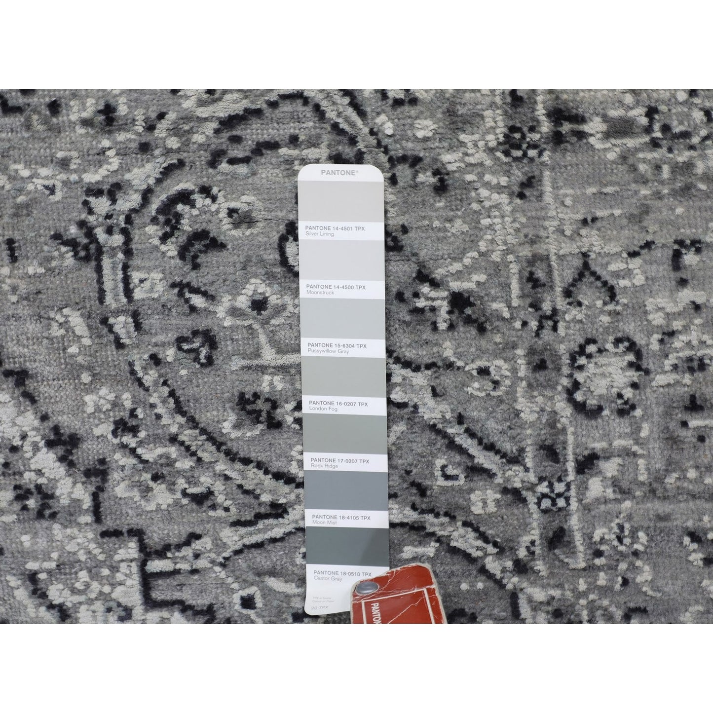 3'1"X5'1" Gray Farsian Silk With Textured Wool Hand Knotted Oriental Rug