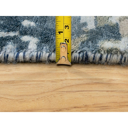 3'1"X5' Blue-Ivory Abstract Design Wool-Silk Hi-Low Pile Hand Knotted Rug