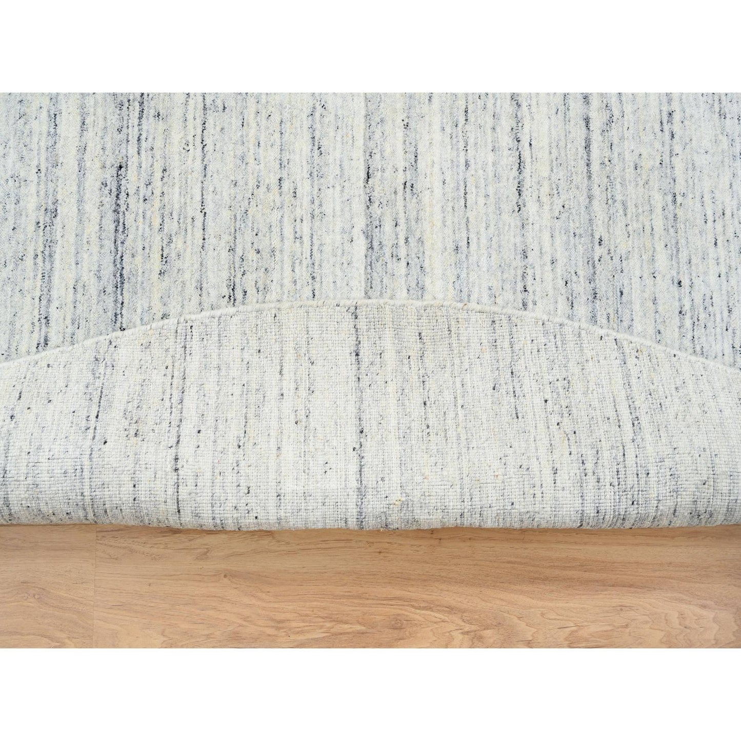 10'X10' Ivory Hand Loomed Plain Modern Striae Design Wool Round Rug