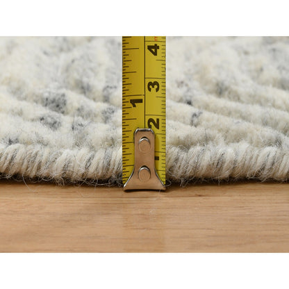 5'10"X5'10" Beige Modern Design Hand Loomed Wool Round Rug