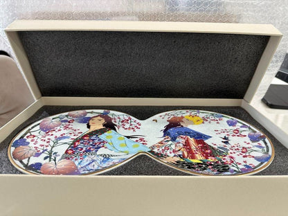 TOMOKAZU MATSUYAMA "NEW" - United We Stand Divided - Ceramic Plate Edition88