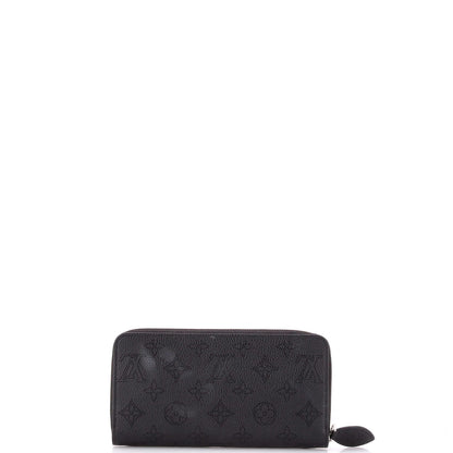 Louis Vuitton Zippy Wallet Mahina Leather