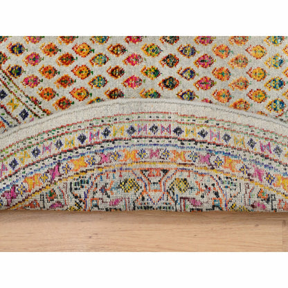 5'2"X5'2" Wool And Sari Silk Hand Knotted Beige Saroogh Round Rug