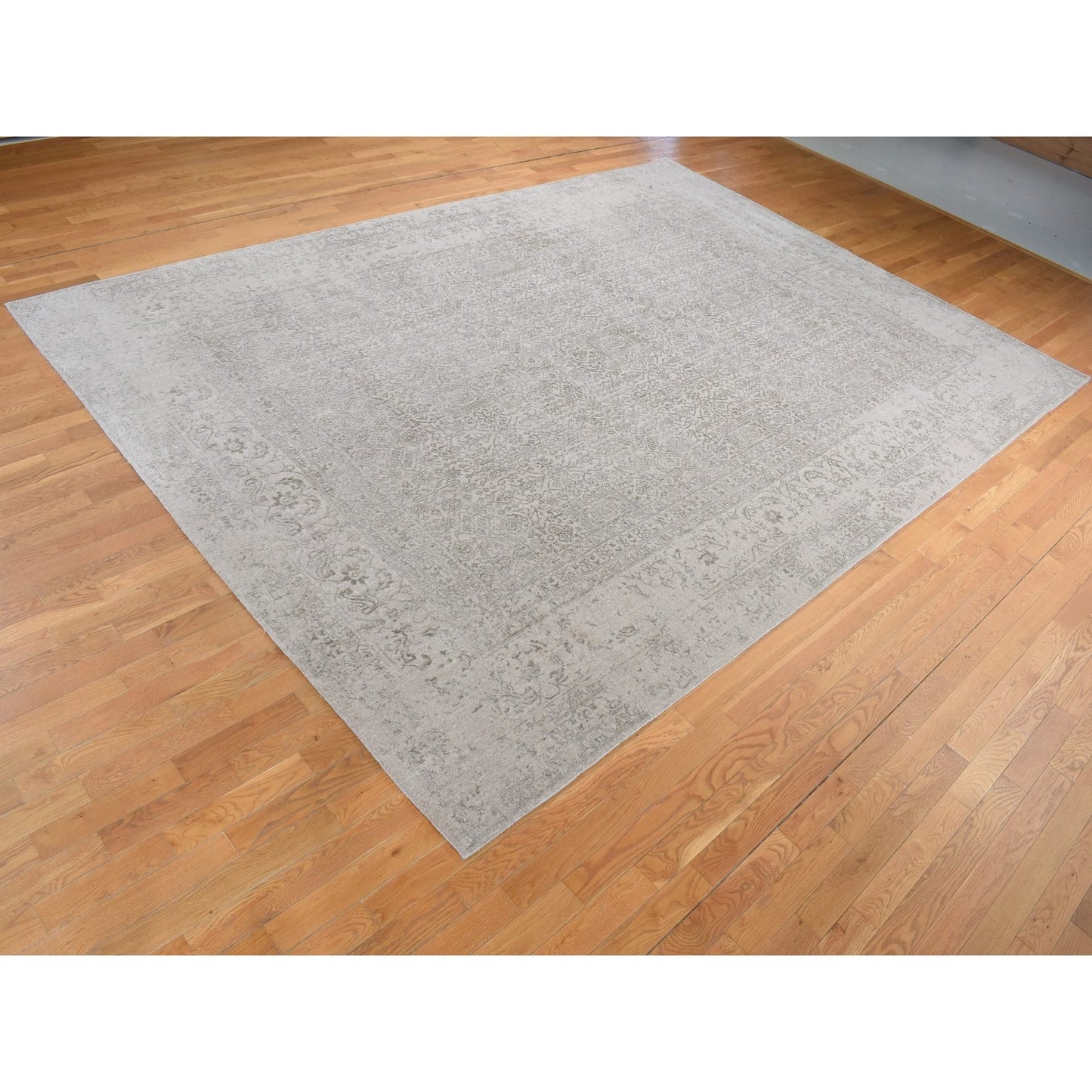 9'10"X14'1" Taupe Fine Jacquard Loomed Wool Silk Zoroastrian Design Rug