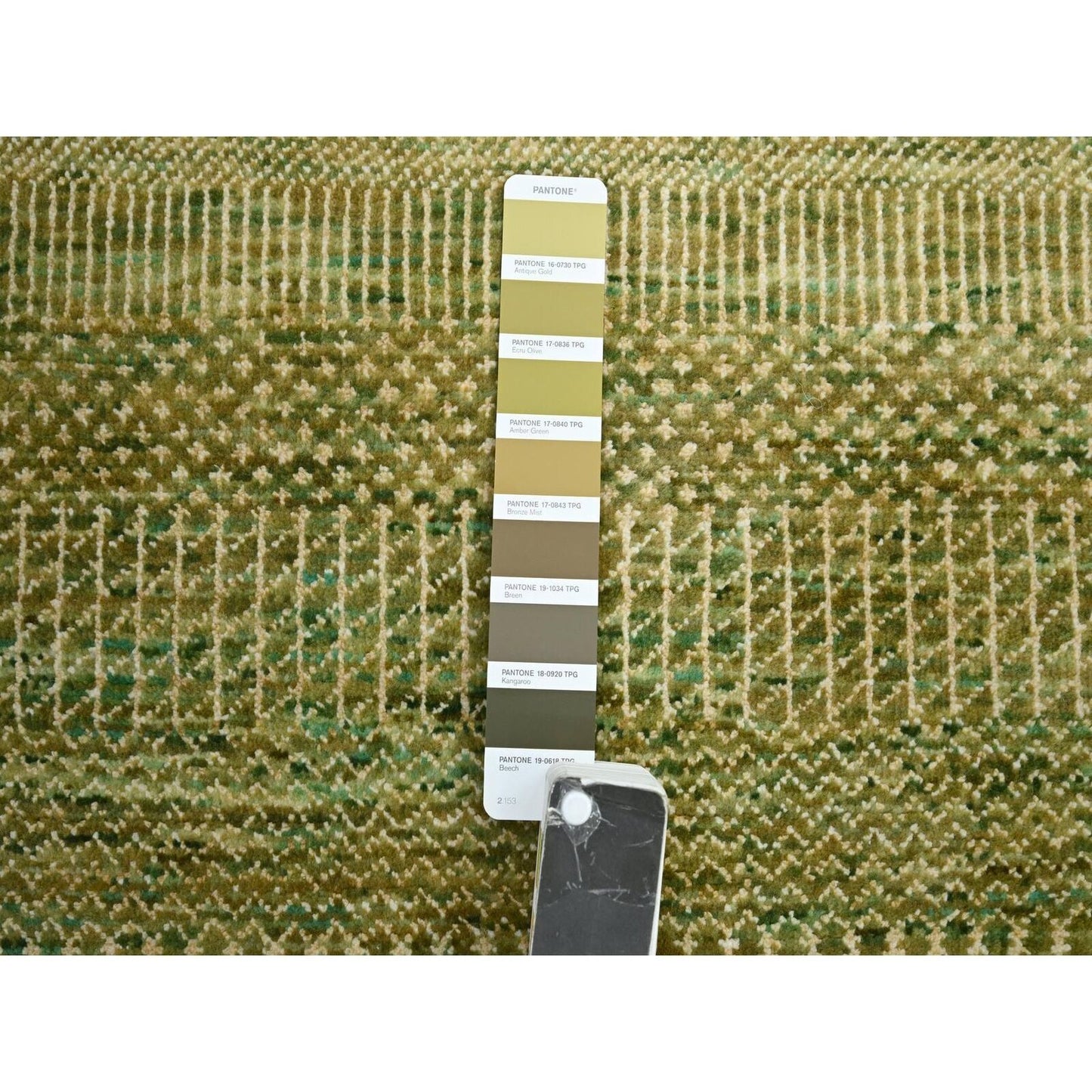 3'10"X8' Brown Hand Knotted Modern Grass Design Wool And Silk Runner Rug