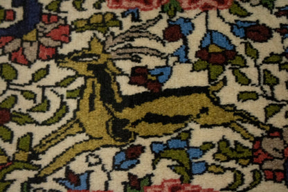 One-Of-A-Kind Handmade Oriental Rug Small Floral