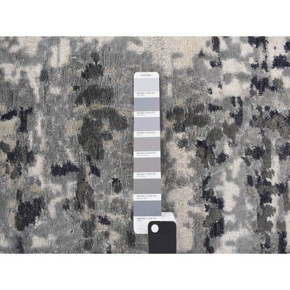 2'7"X5'9" Gray Abstract Design Wool And Silk Hand Knotted Runner Rug