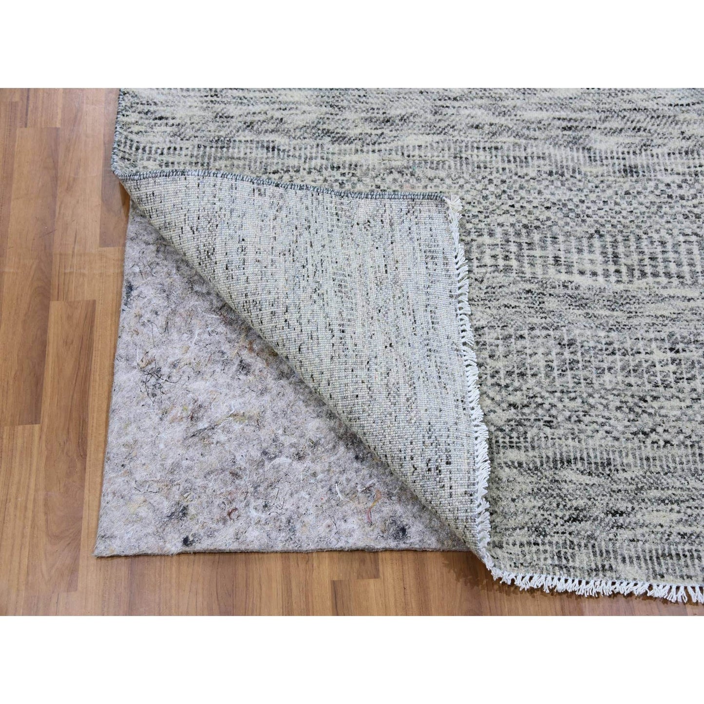 4'X6'4" Platinum Gray Grass Design Pure Undyed Wool Hand Knotted Rug