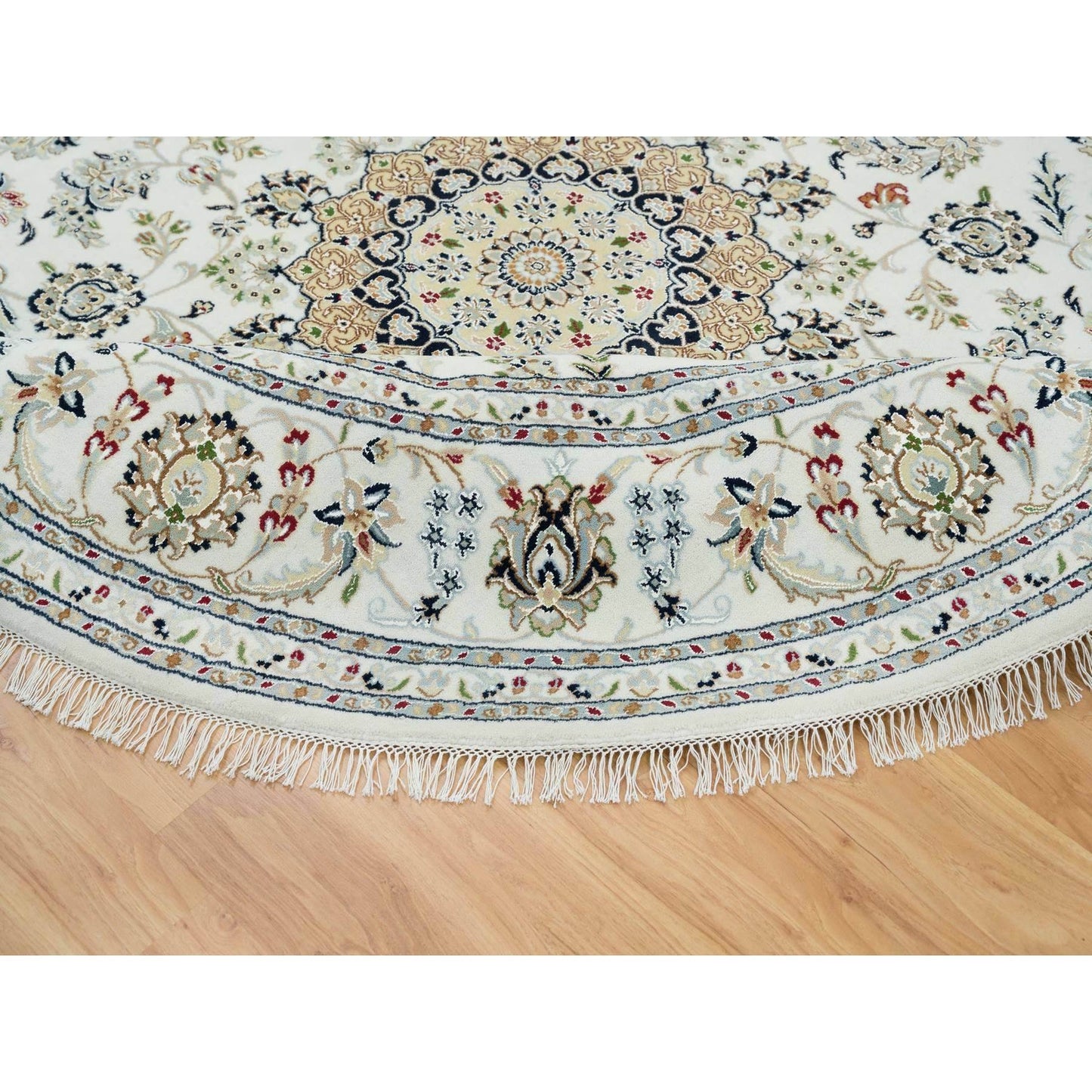 7'10"X7'10" Ivory Wool Hand Knotted Nain Design 250 Kpsi Round Rug