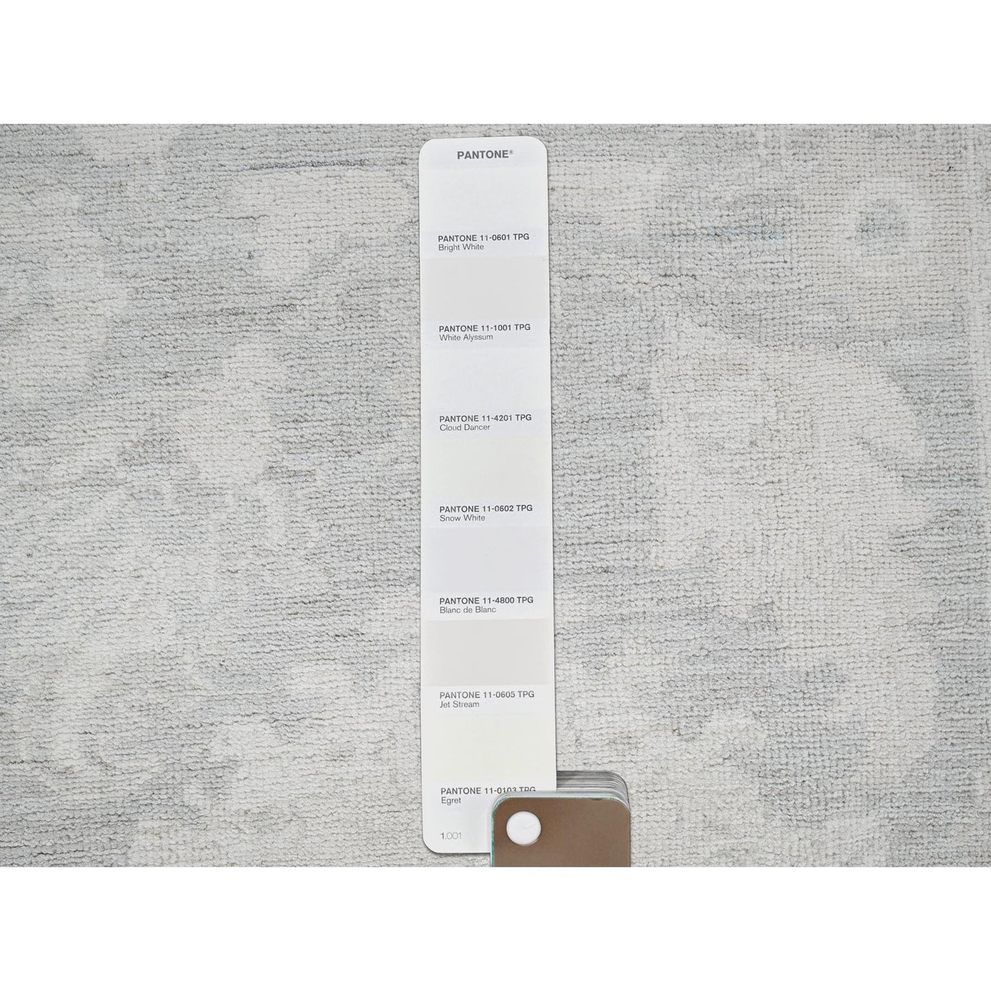 8'9"X11'10" Gray White Wash Peshawar Leaf Design Hand Knotted Pure Wool Rug