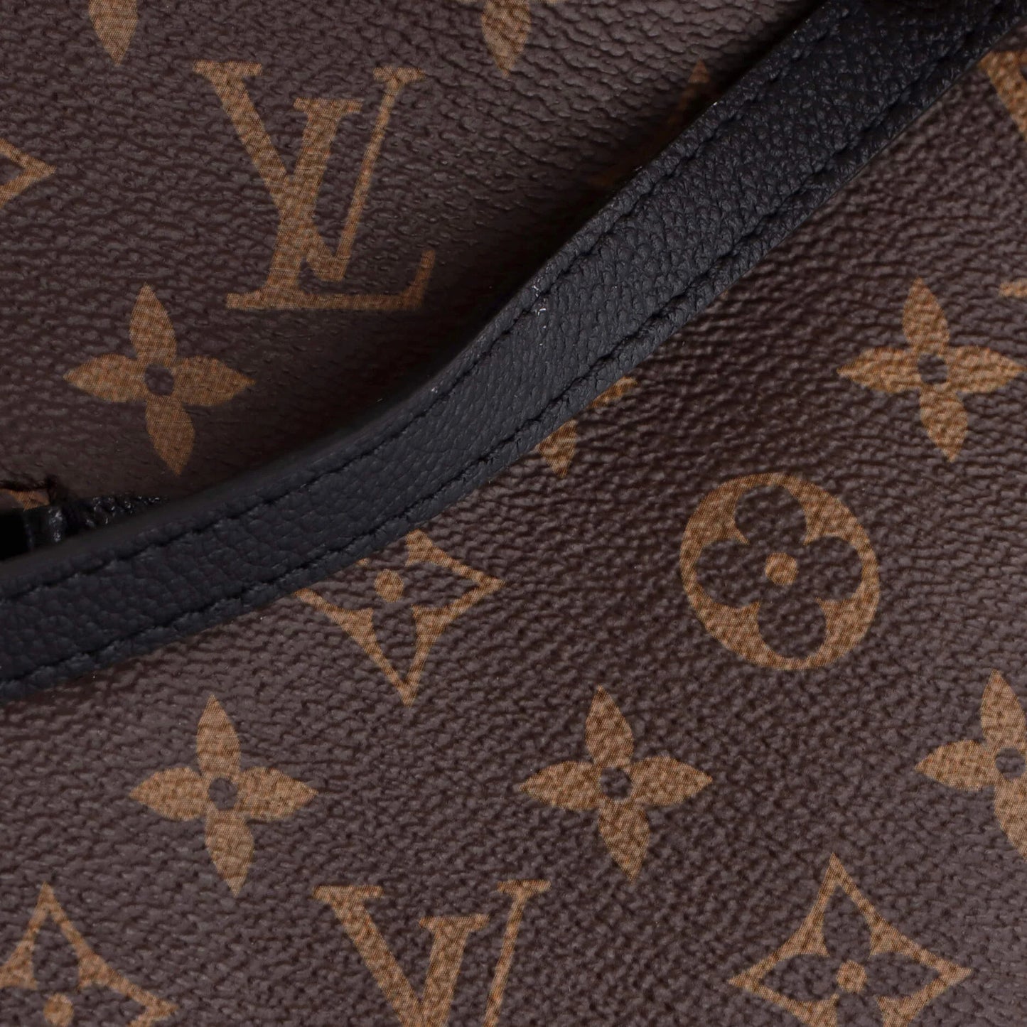 Louis Vuitton Popincourt Nm Handbag Monogram Canvas With Leather Mm