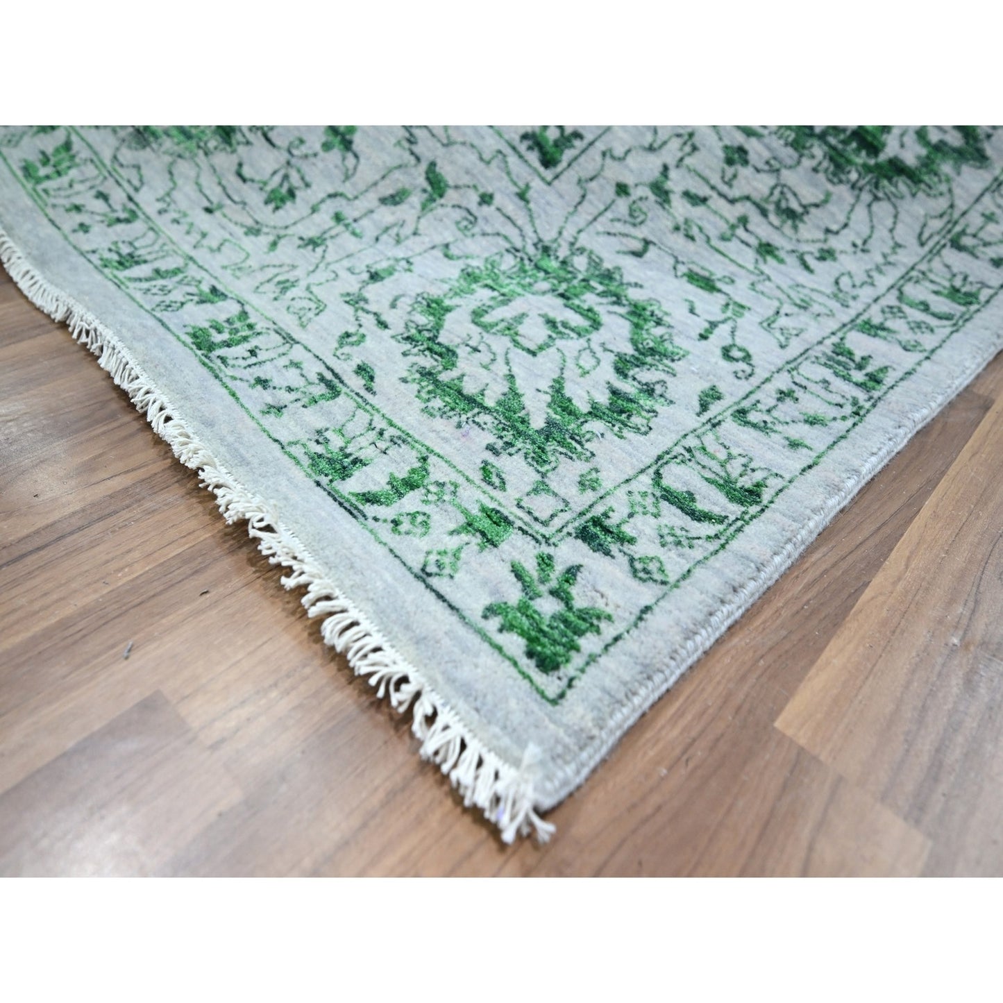 8'X10'1" White & Green Zoroastrian Influence Design Wool Hand Knotted Rug