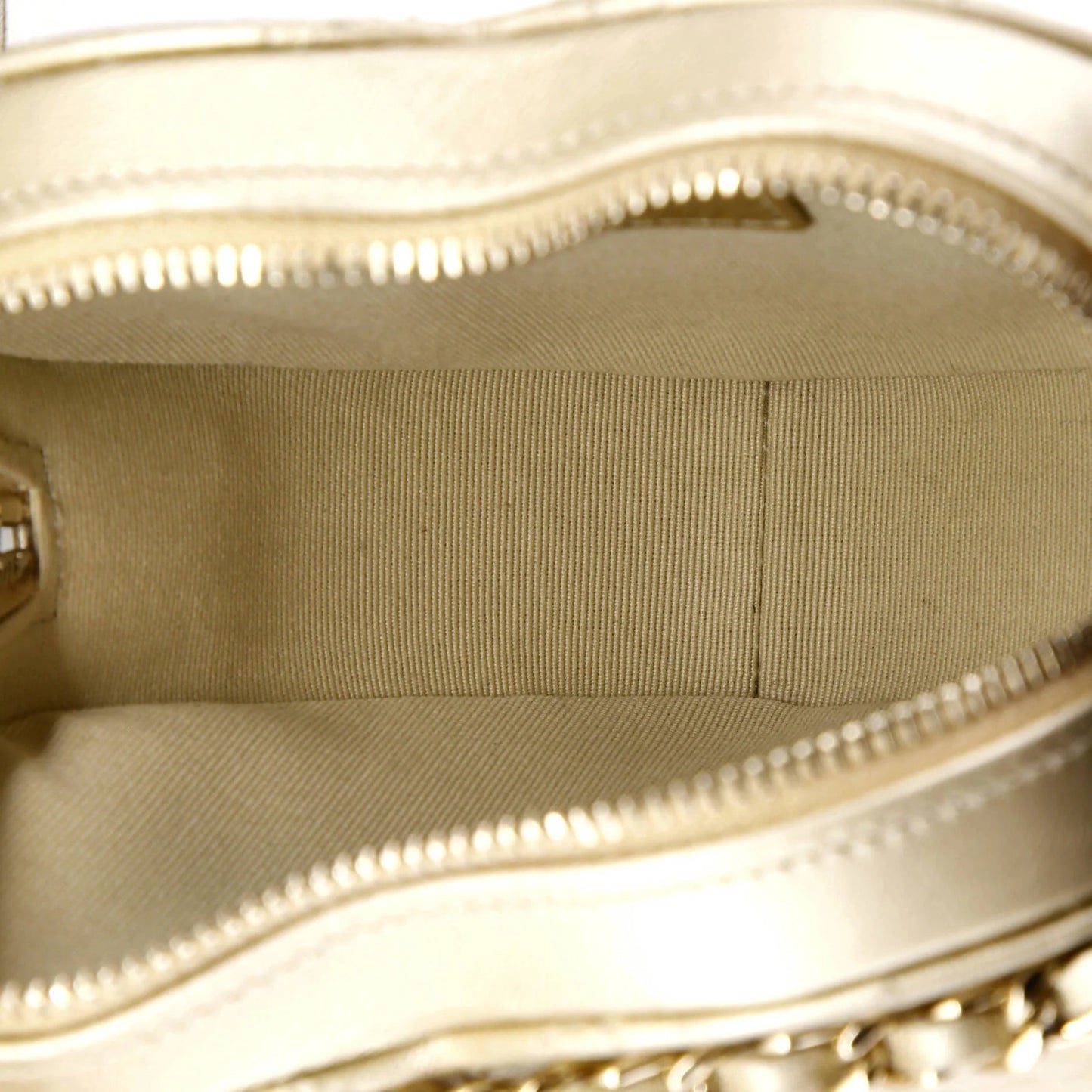 Chanel Cc In Love Heart Clutch With Chain Quilted Lambskin