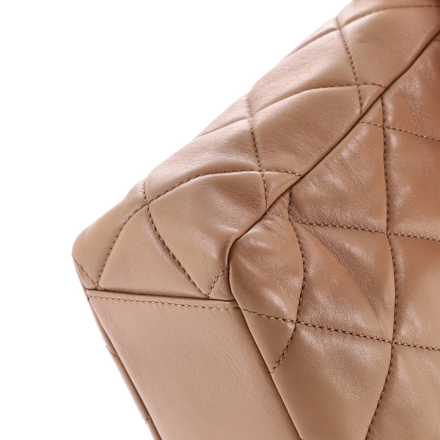 Chanel Cc Turnlock Belted Chain Handle Hobo Quilted Lambskin Medium