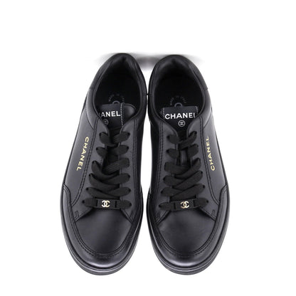 Leather Chanel Women's CC Logo Low-Top Sneakers