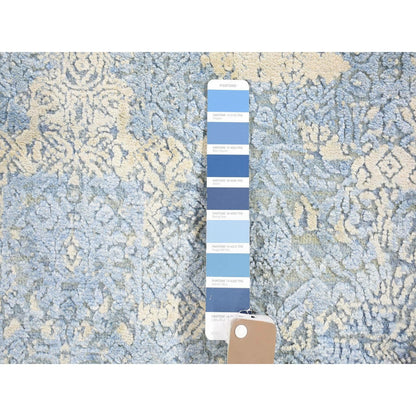 6'X6' Blue Hand Knotted Wool And Pure Silk Jewellery Design Round Rug