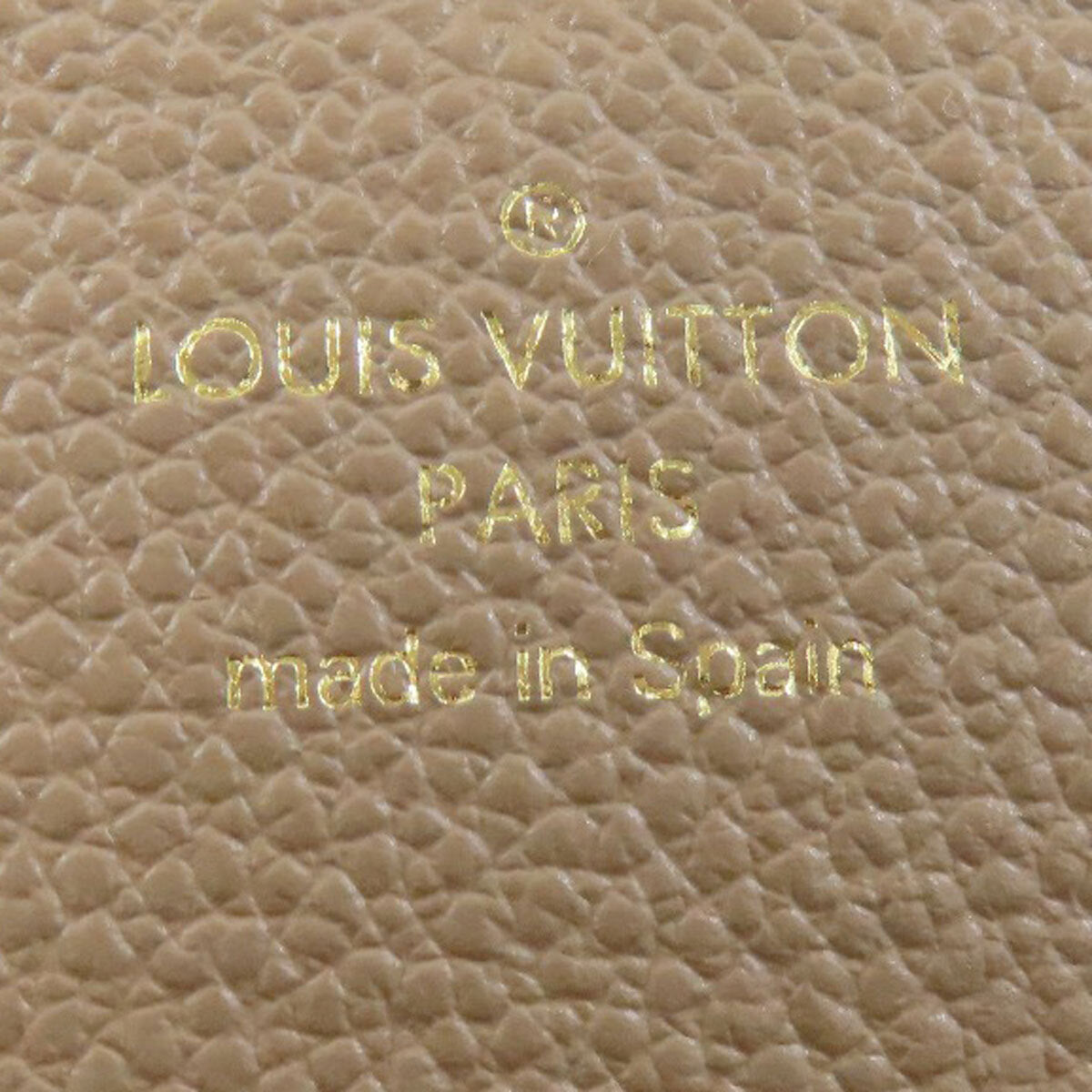 Louis Vuitton  M68708 Long Wallet (With Coin