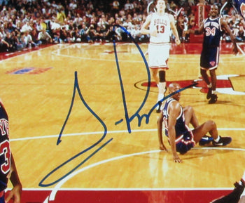 Scottie Pippen Hof Autographed 16X20 Photo Bulls