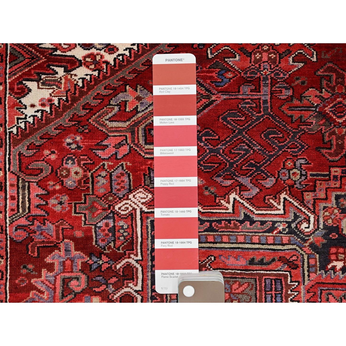 8'1"X11' Garnet Red Antique Village Motifs Heris Wool Hand Knotted Rug