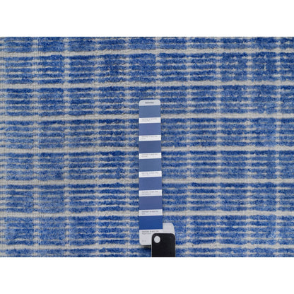 2'1"X3'1" Blue Modern Plain Decor Box Design Pure Wool Loomed Knotted Rug