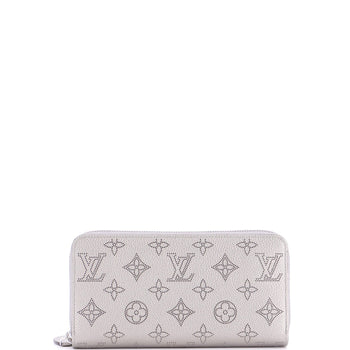 Louis Vuitton Zippy Wallet Mahina Leather