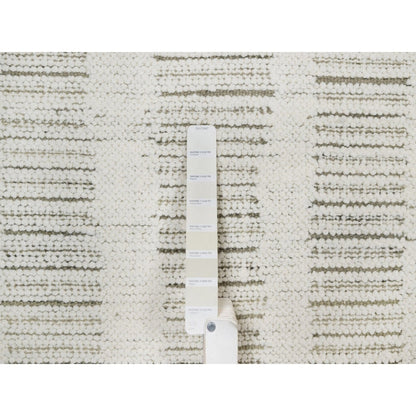 2'6"X10' Ivory Hand Woven Flat Weave Textured Natural Wool Runner Rug