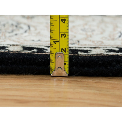 3'1"X5'5" Black 250 Kpsi Organic Wool Hand Knotted Herrita Design Rug