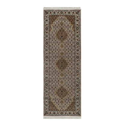 2'10"X8' White Tebraz Mahi With Fish Design Hand Knotted Wool Runner Rug