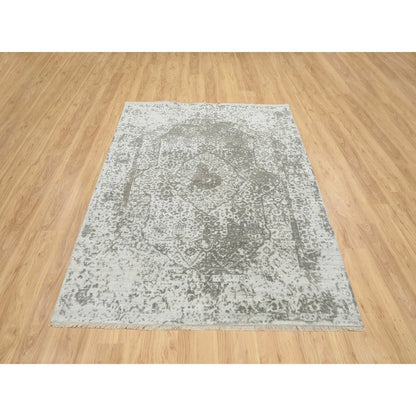 5'1"X7' Gray Broken Zoroastrian Design Wool And Silk Hand Knotted Rug
