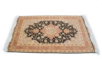 Handmade Signed Oriental Rug Classic Floral Kork