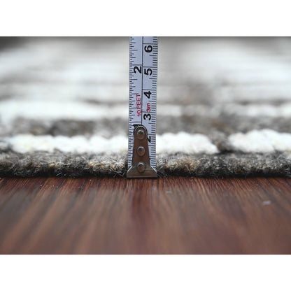 5'6"X8' Gray Moroccan Weave Geometric Design Hand Knotted Soft Wool Rug