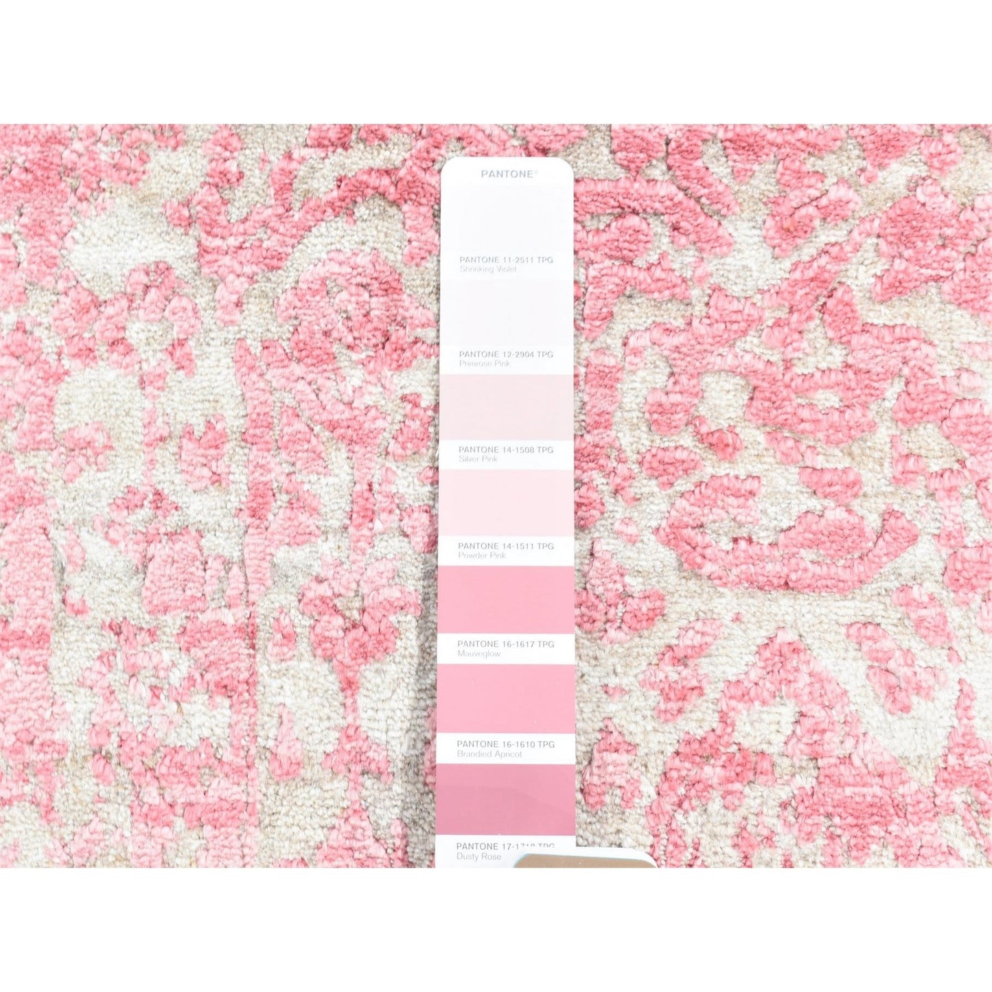 2'6"X7'9" Pink Broken Farsian Design Wool/Silk Hand Knotted Runner Rug