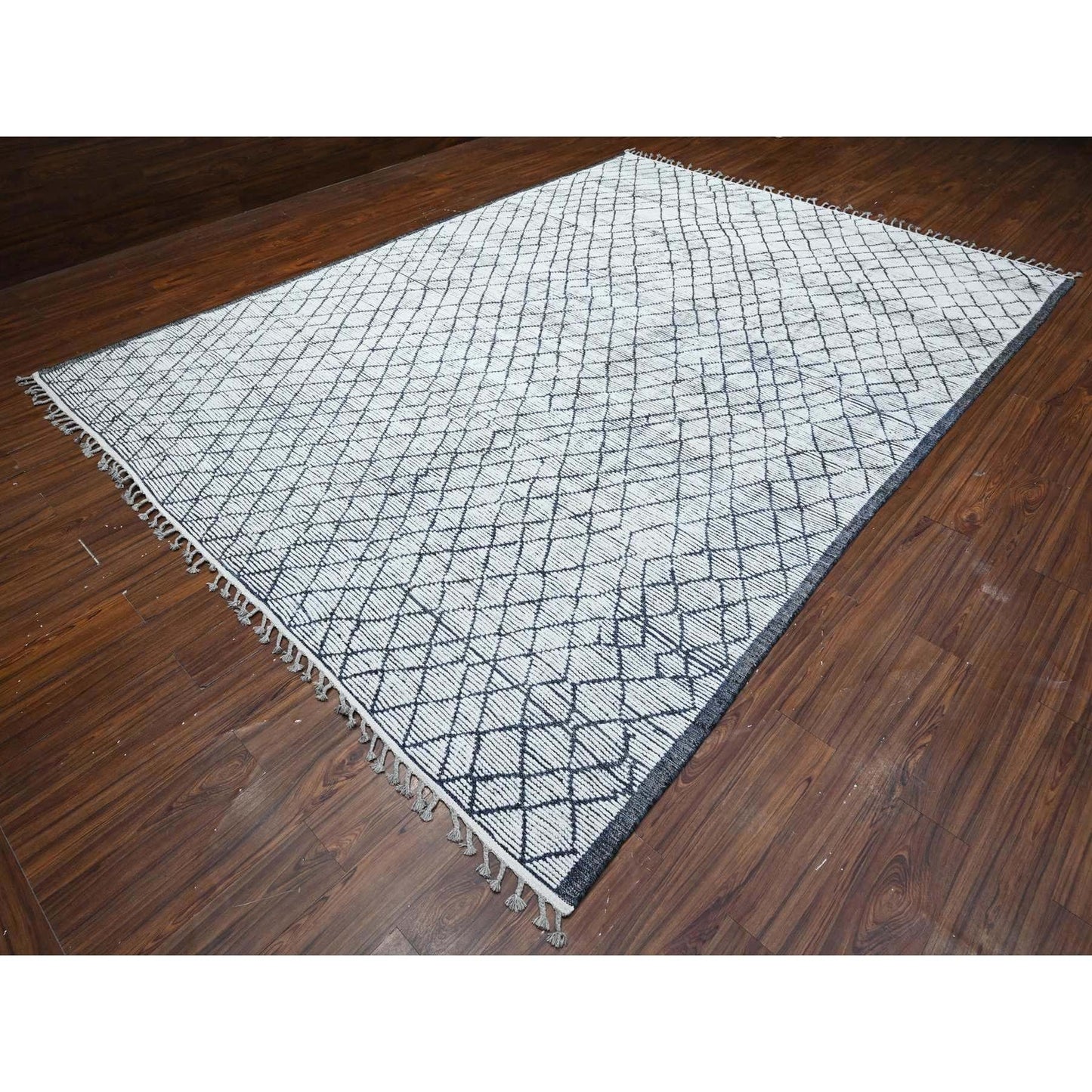 9'1"X12'4" Ivory Hand Knotted Moroccan Weave Criss Cross Design Rug