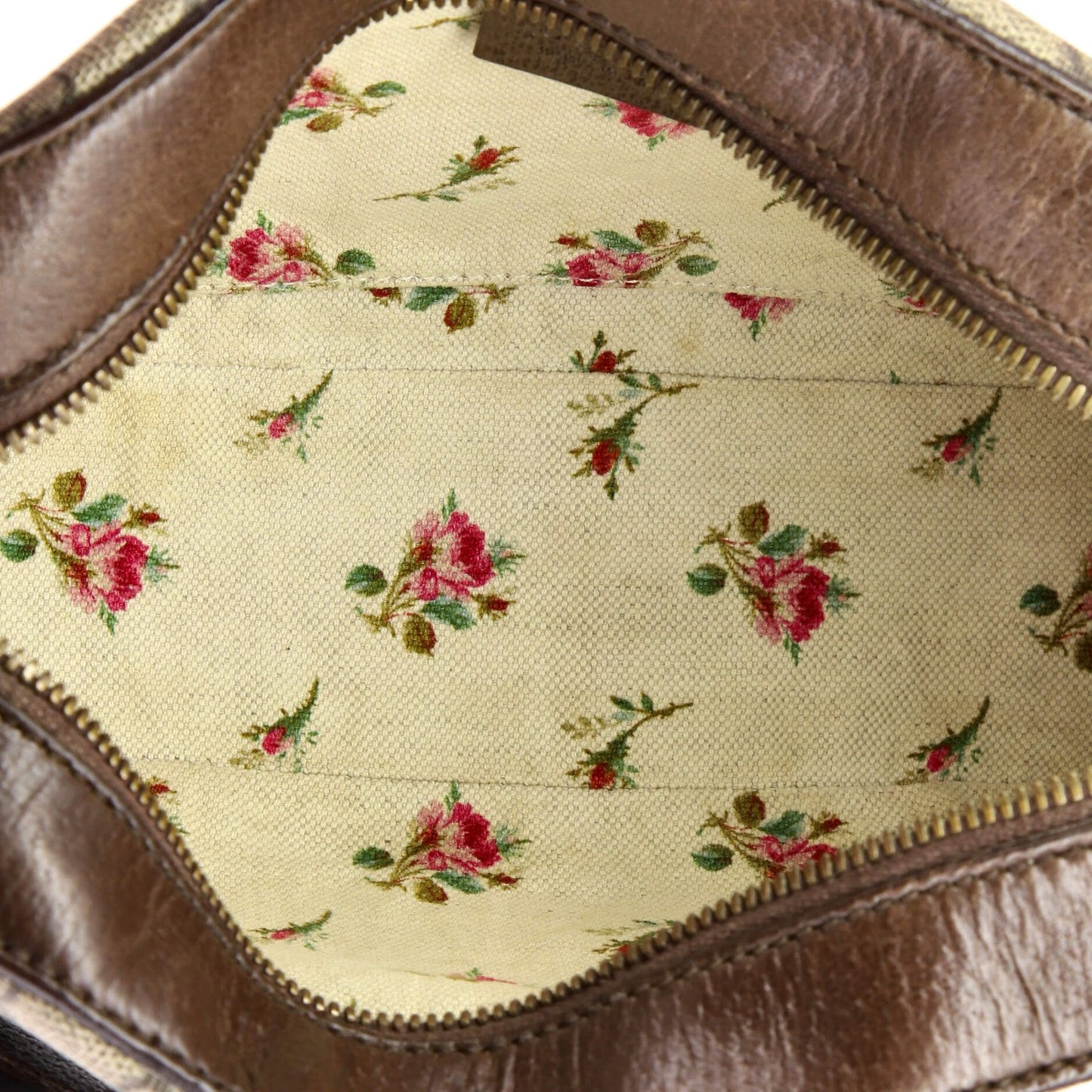 Gucci Neo Vintage Camera Messenger Bag Gg Coated Canvas