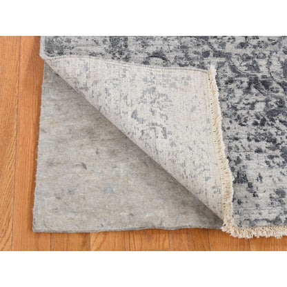 4'1"X6' Gray Erased Zoroastrian Design Wool And Silk Hand Knotted Rug