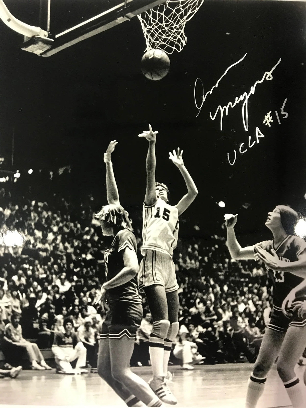 Ann Meyers Autographed Black & White 8X10 Basketball Photo