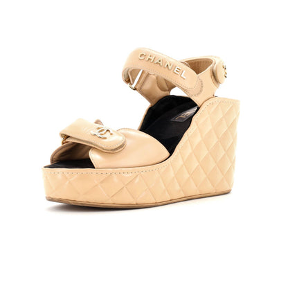 Chanel Women'S Logo Strap Wedge Sandals Quilted Leather