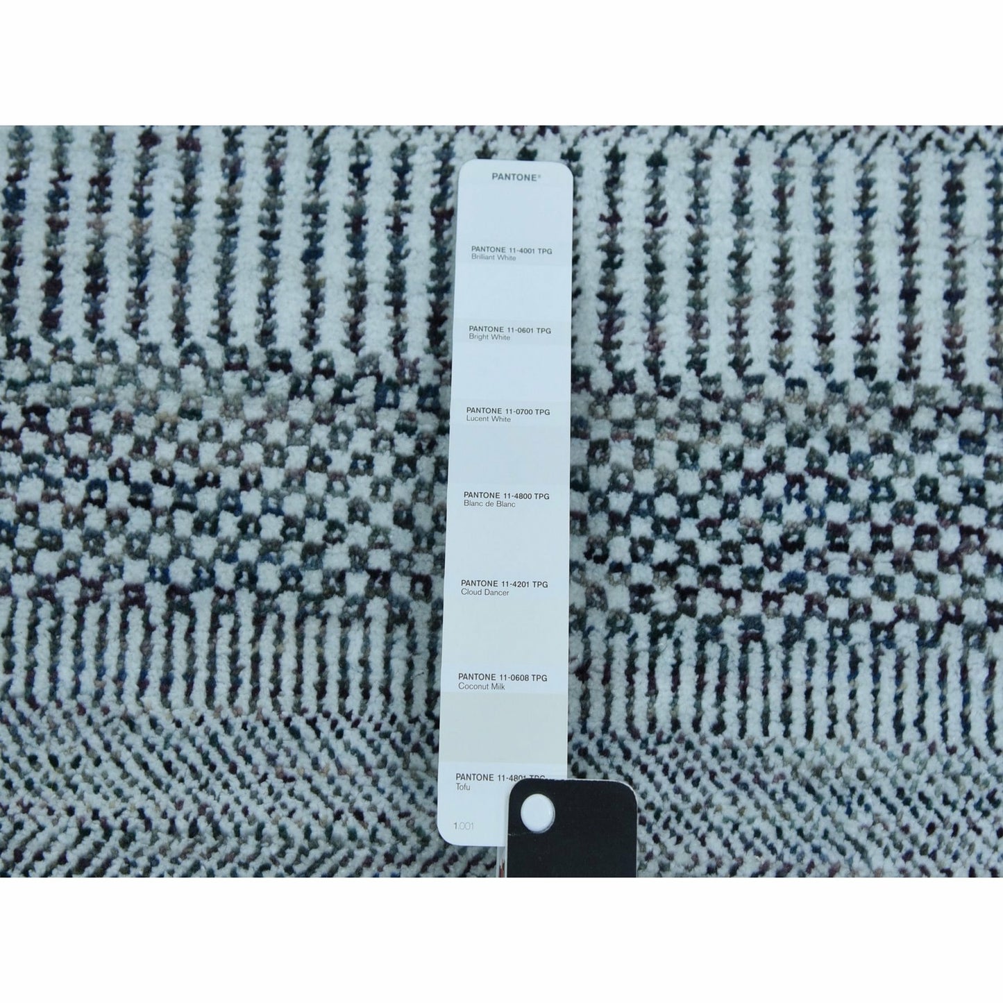 4'X6' Ivory Hand Knotted Modern Grass Design Gabbeh Wool And Silk Rug