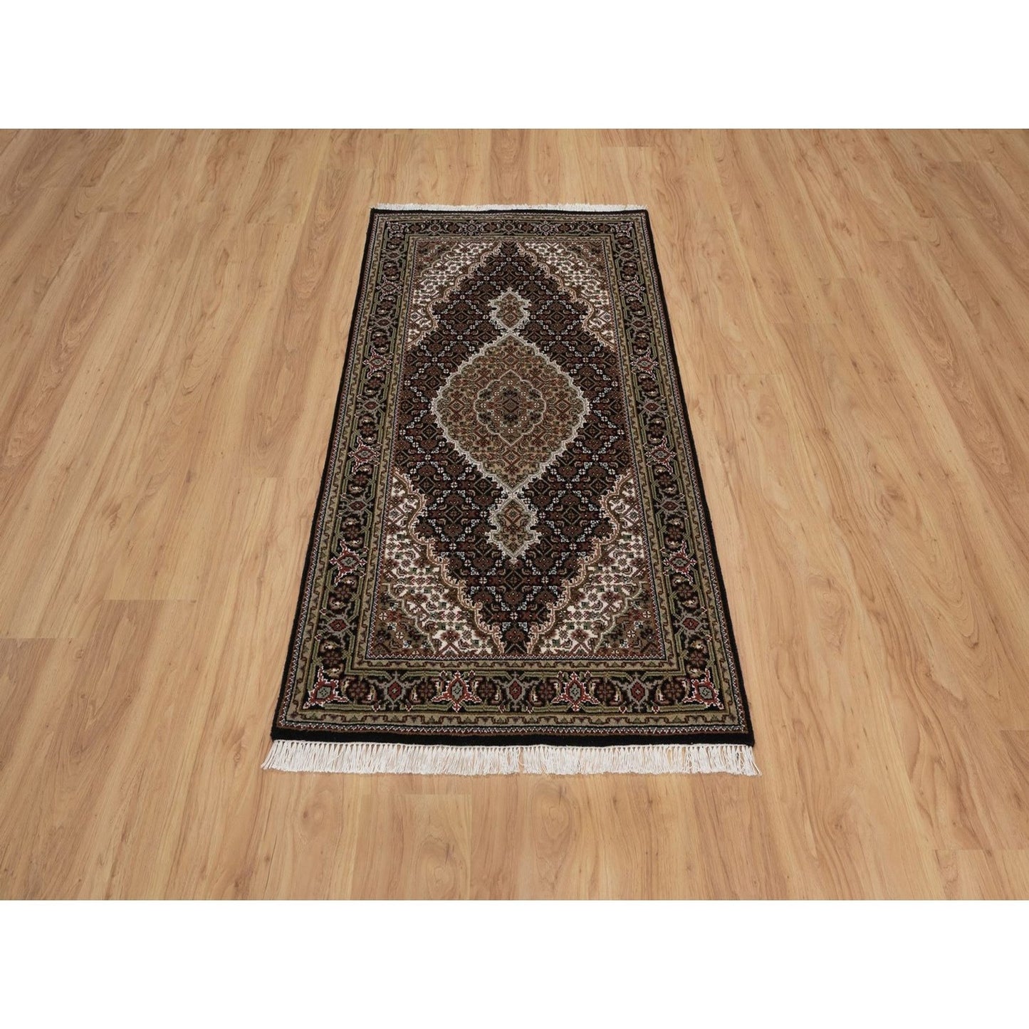 3'X5'4" Black Pure Wool Rug Tebraz Mahi With Medallion Design Hand Knotted