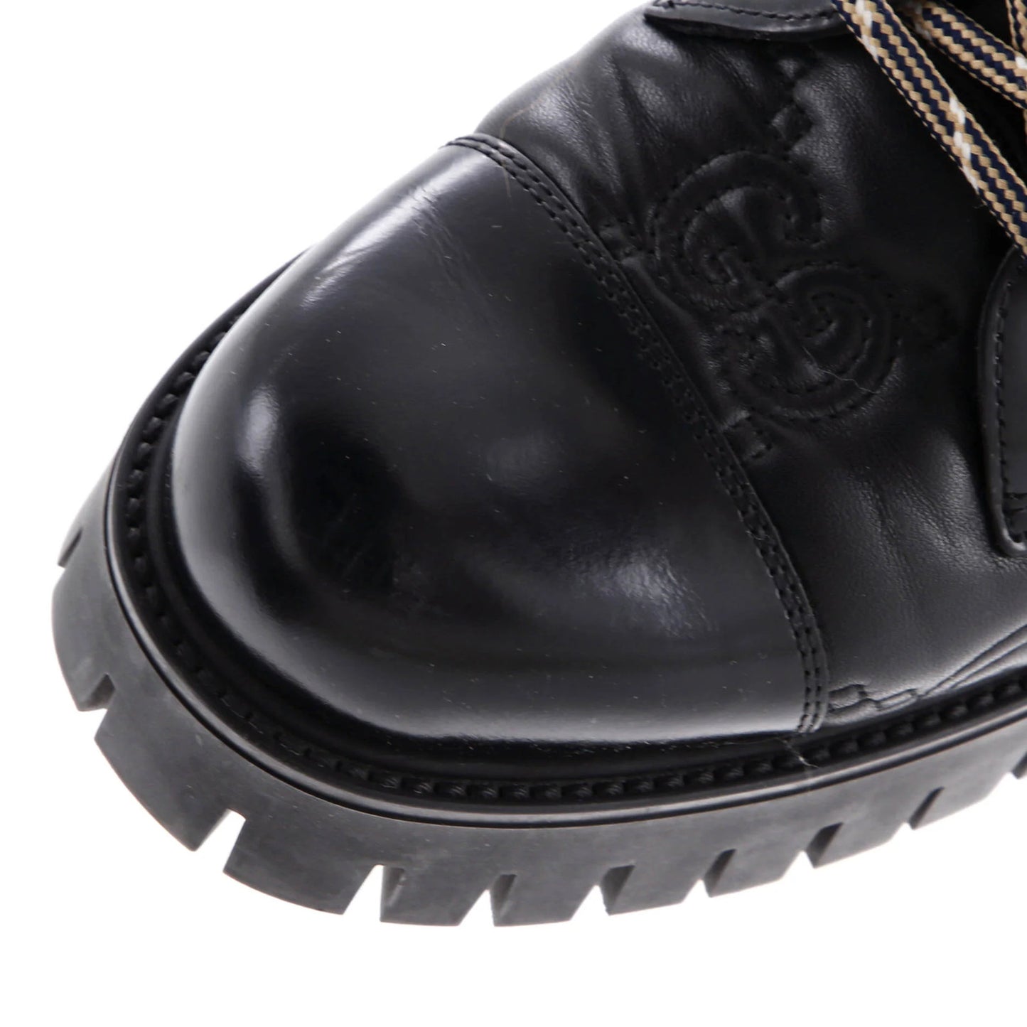 Gucci Women'S Platform Lug Sole Combat Boots Gg Embossed Leather