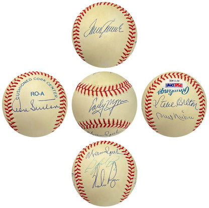 300 Win Club Autographed Baseball (Psa)