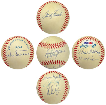 300 Win Club Autographed Baseball (Psa)