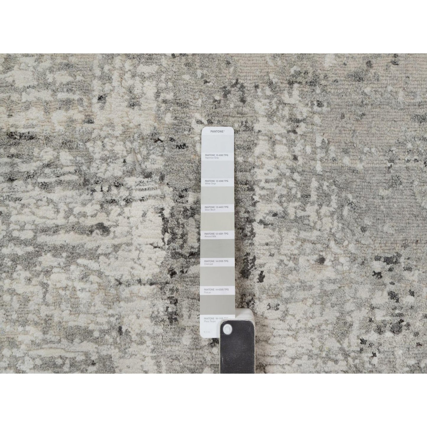 2'7"X8' Gray Modern Runner Rug Erased Design Hand Knotted Natural Wool