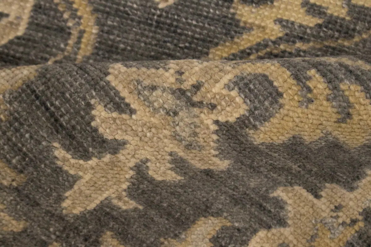 Hand-Knotted Transitional Rug Antique-Washed