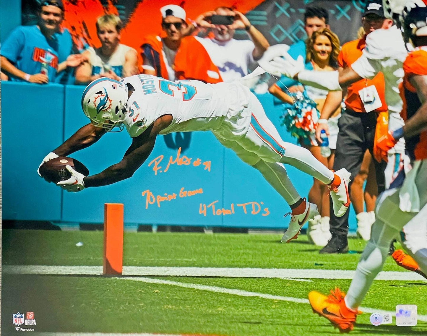 Raheem Mostert Autographed 16 X 20 Photo (Beckett)