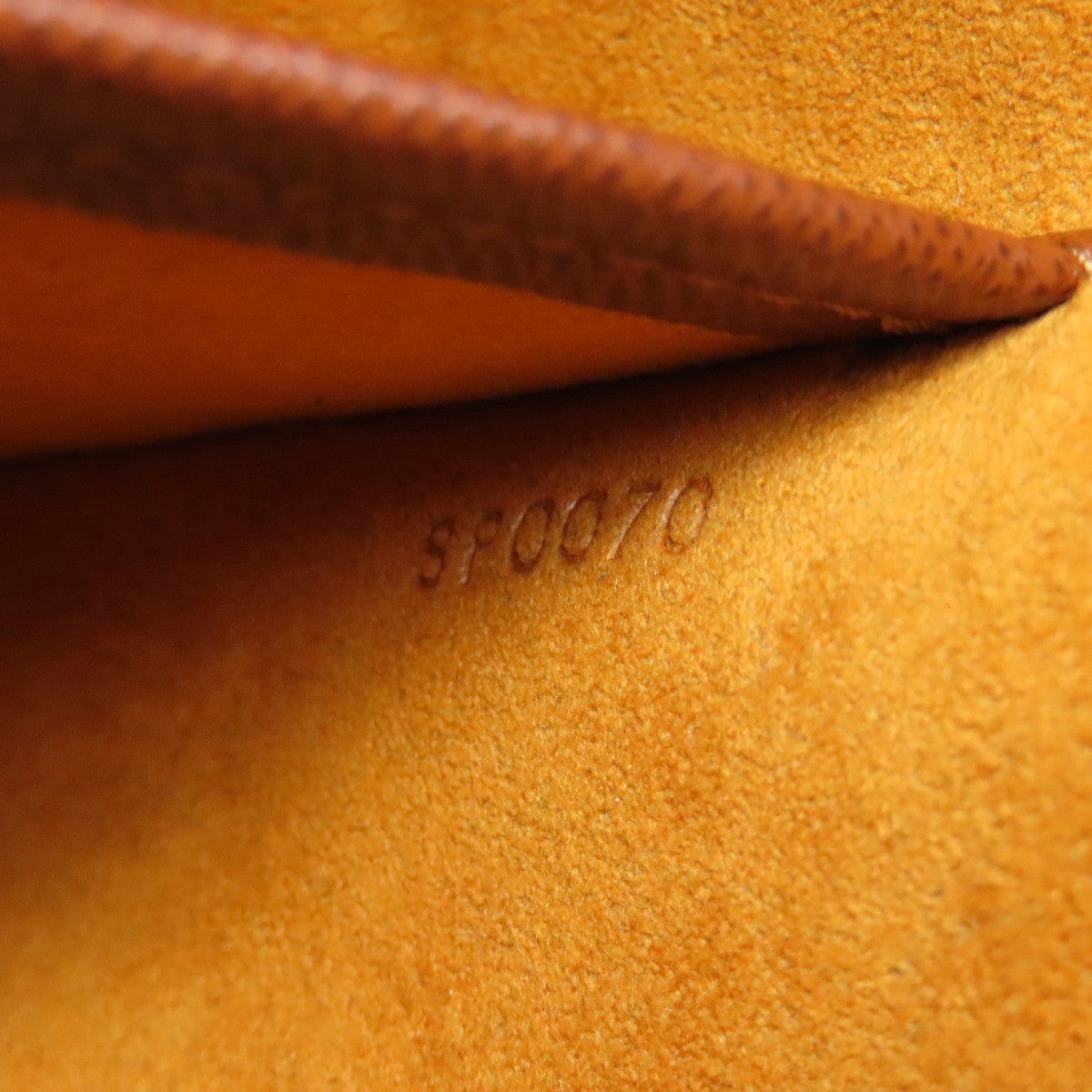 canvas LOUIS VUITTON M51257 Muset Tango S Shoulder Bag Monogram