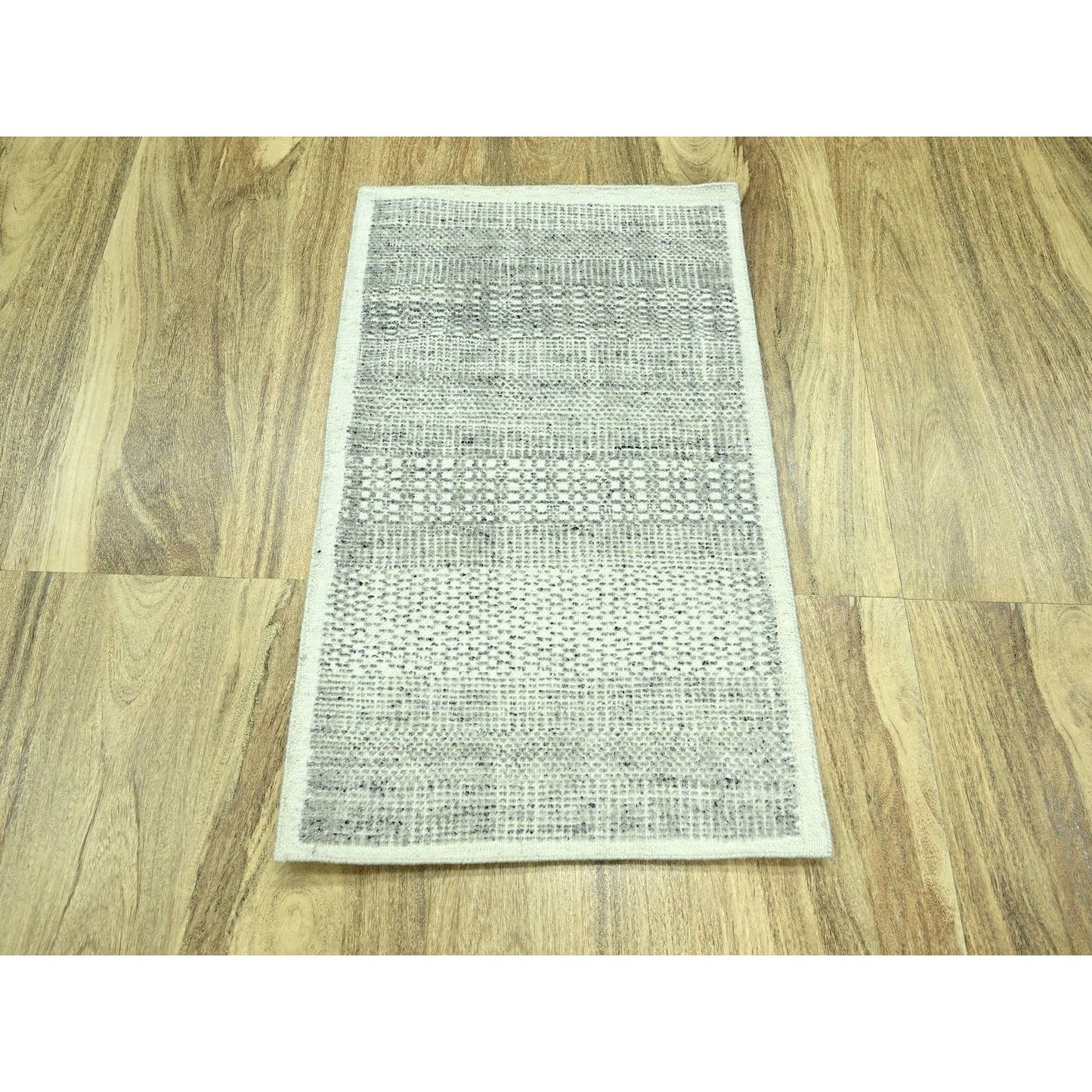 2'X3' Gray Hand Knotted Rug Wool Oxidized Grass Design Mat Sample