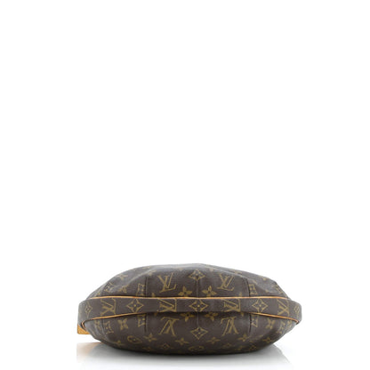 Louis Vuitton Croissant Handbag Monogram Canvas Mm
