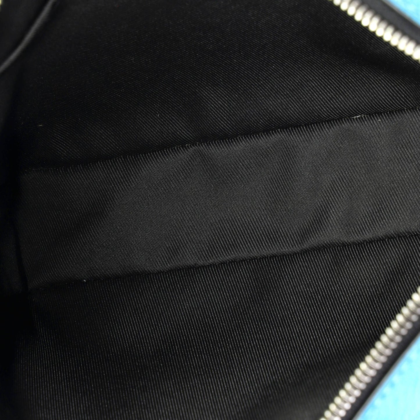 Louis Vuitton Outdoor Messenger Bag Monogram Taigarama