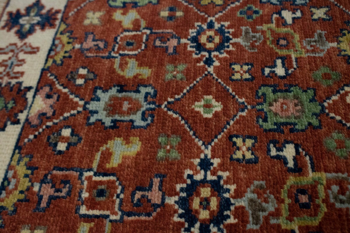 Small Hand-Knotted Floral Area Rug Oriental